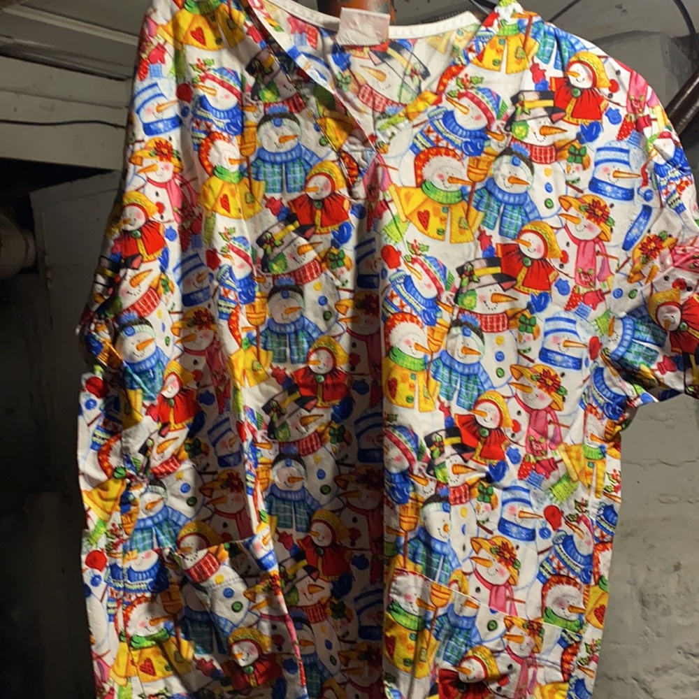 Scrub top - Picture 3 of 3